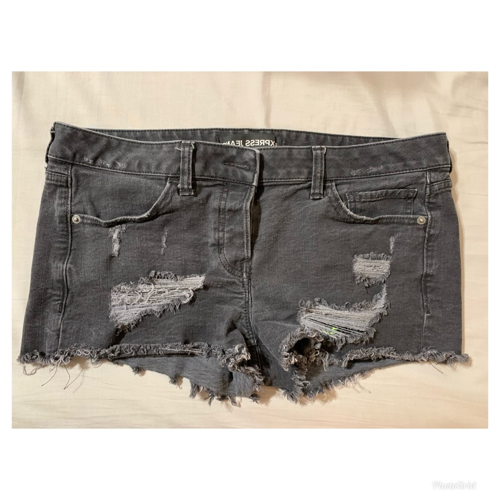 Express Shorts